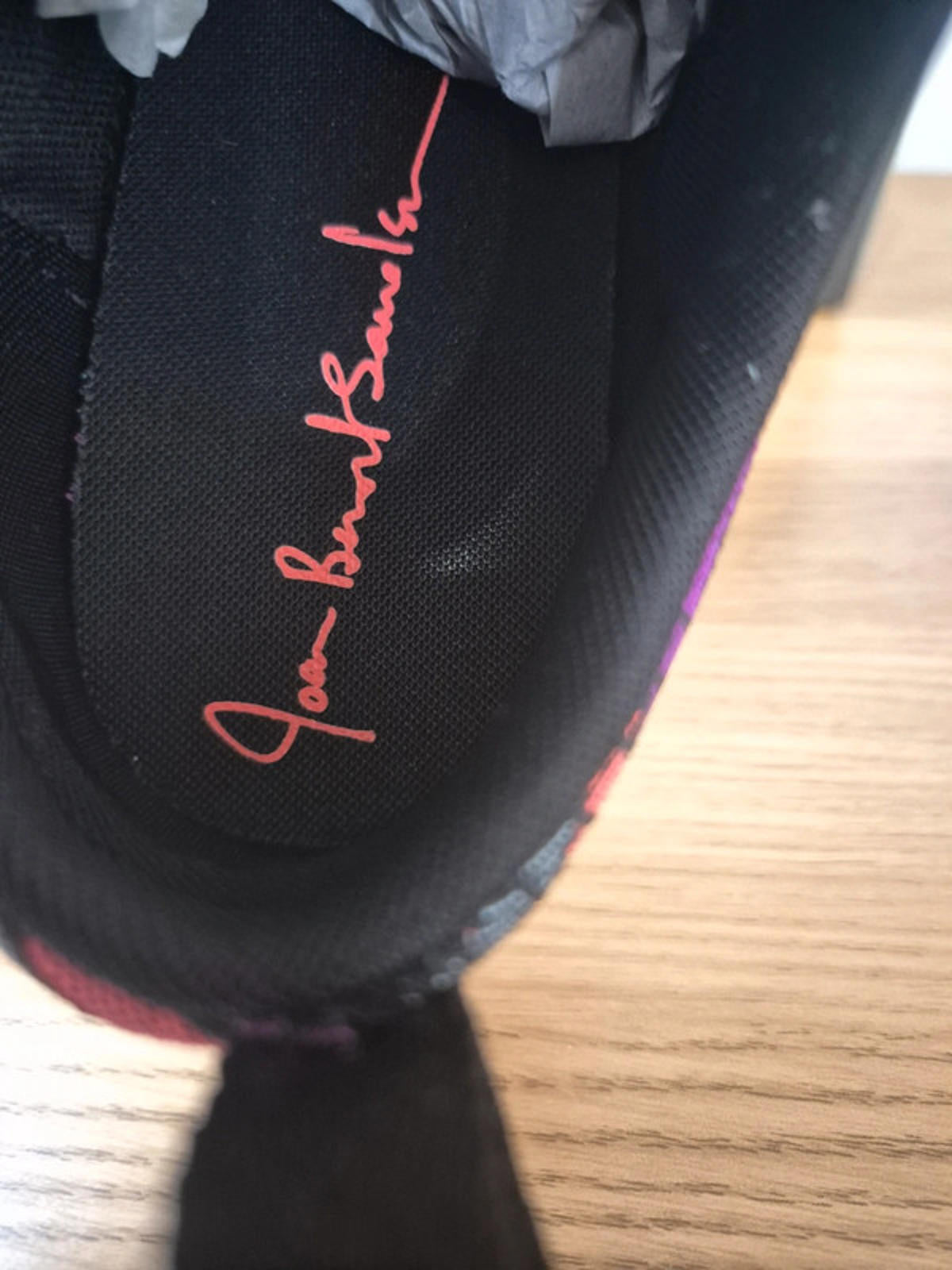 Nike Air Max UK 5 Thea Ultra Women's Running Trainers