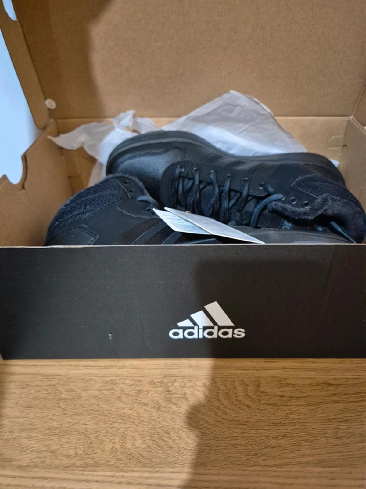 Adidas 2.0 Hoops Mid Black UK 9 new