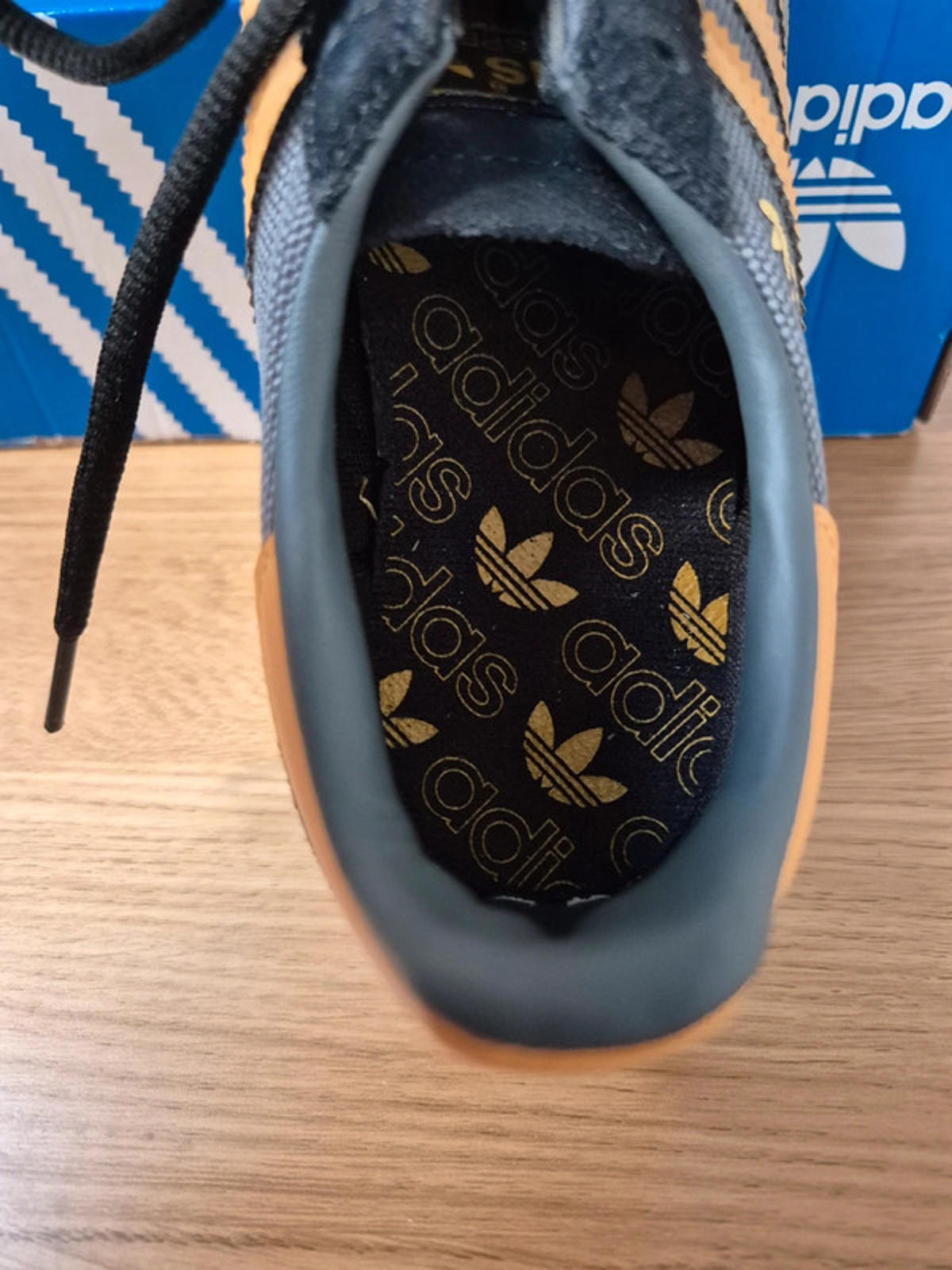 Adidas Handball Spezial UK 5