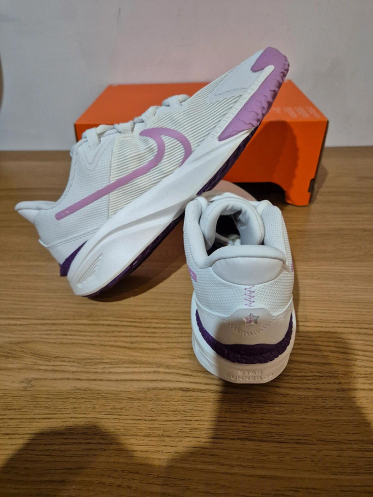 Nike Runners 4 NN UK 6
