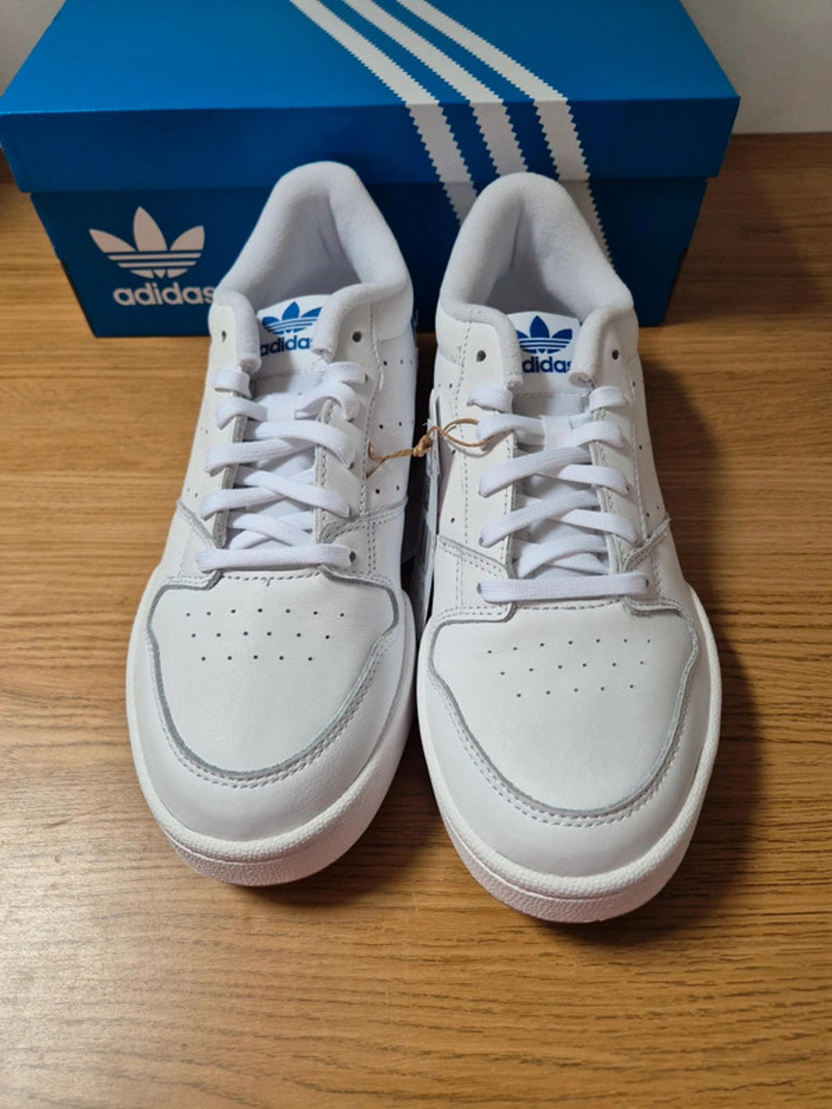 Adidas Court 2, blue uk 7