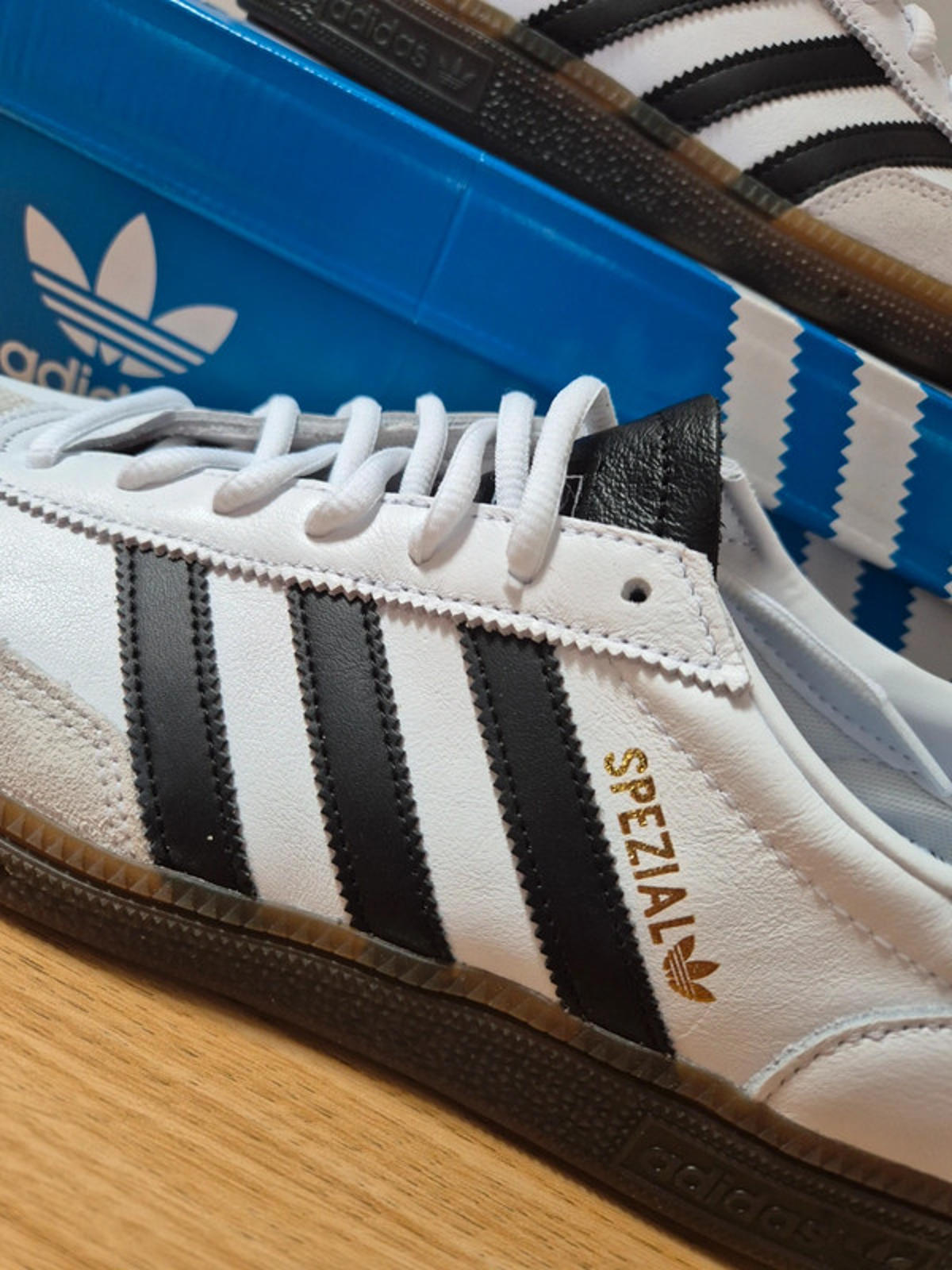 Adidas Handball Spezial UK 10 - White/Black