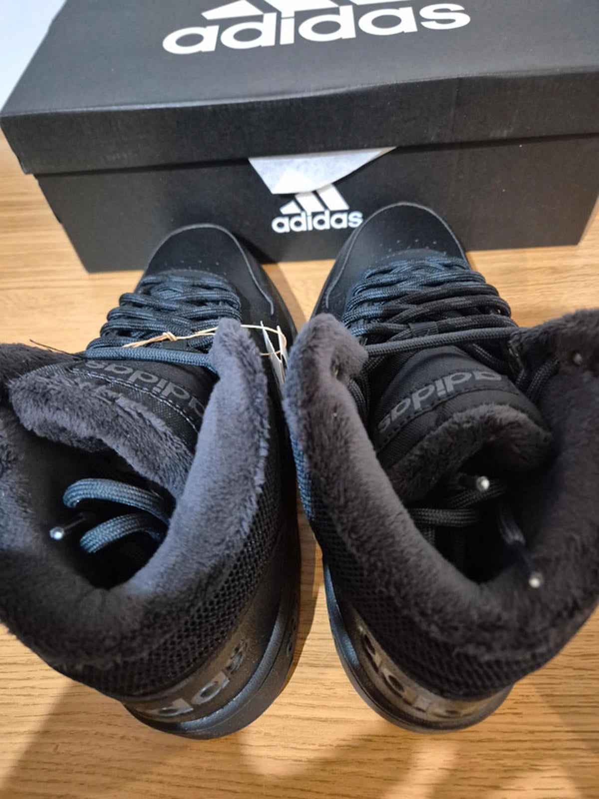 Adidas 2.0 Hoops Mid Black UK 9 new