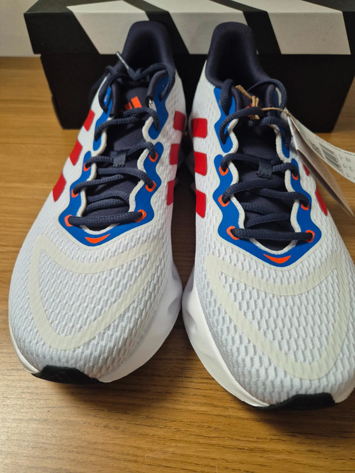 Adidas Switch Run - UK 8.5