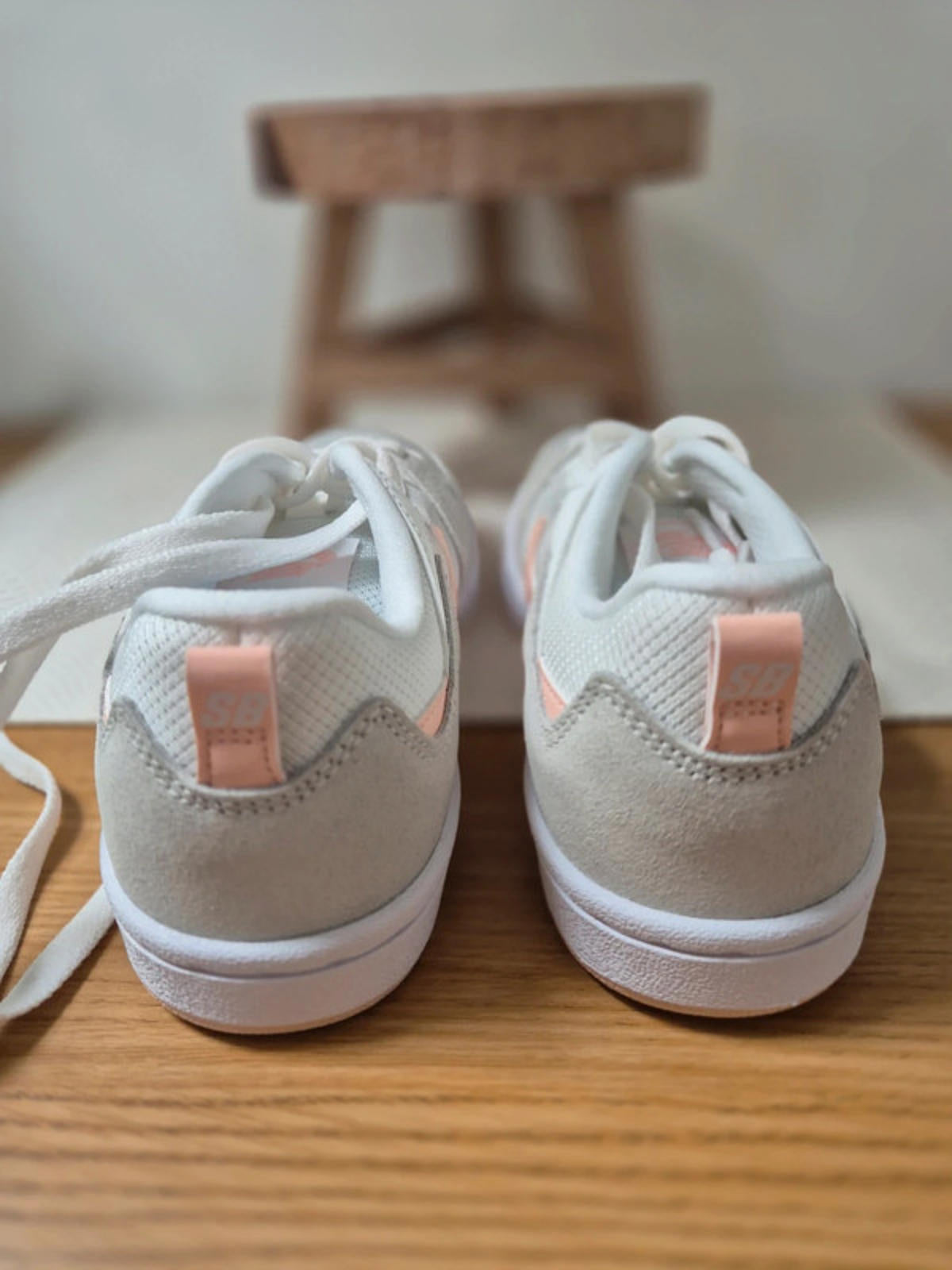 Nike SB alleyoop 3.5 uk. White/Coral New