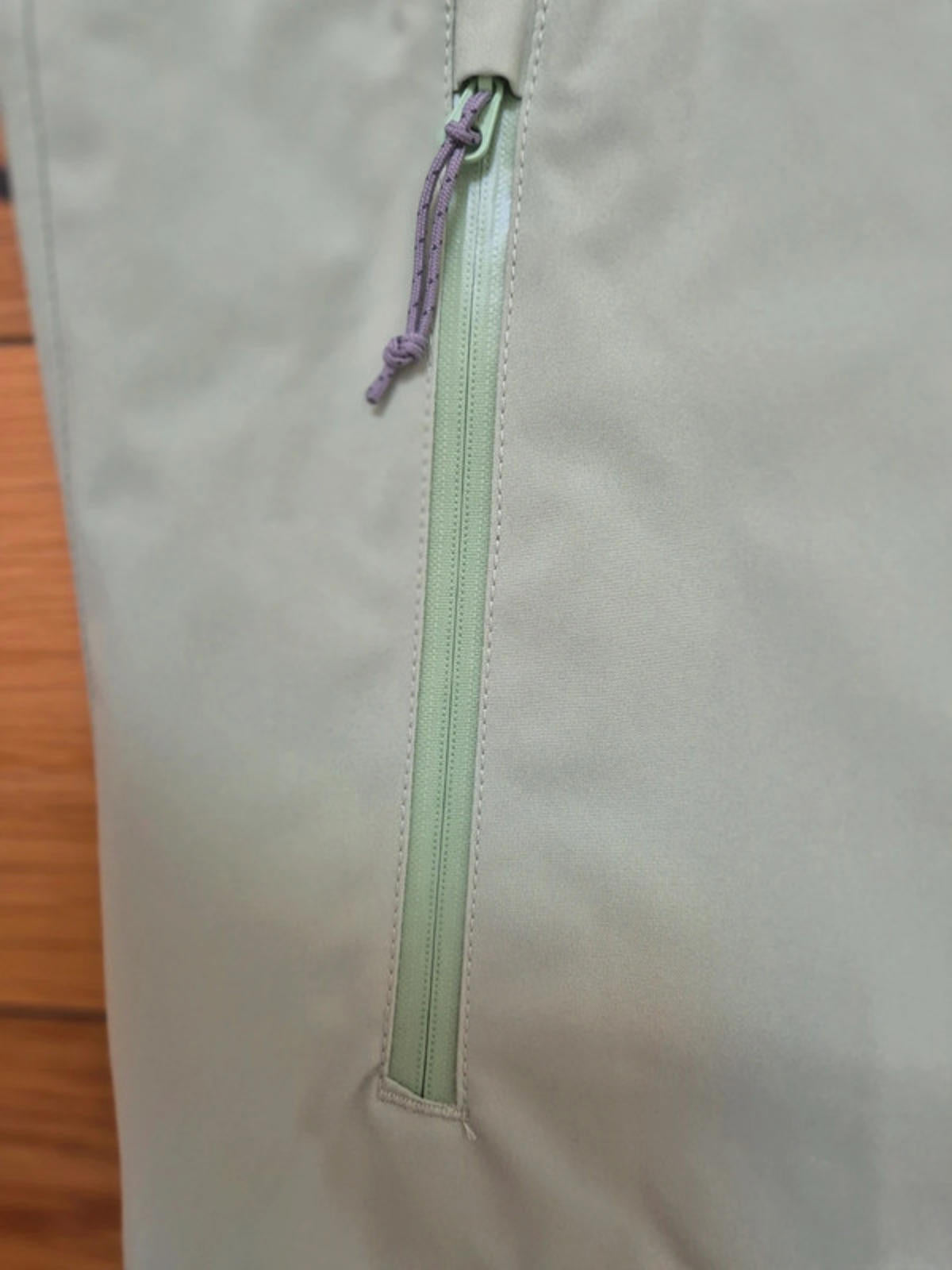 Columbia Omni-Tech green coat  XL