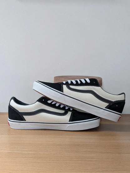 Vans Retro Black/White UK 10