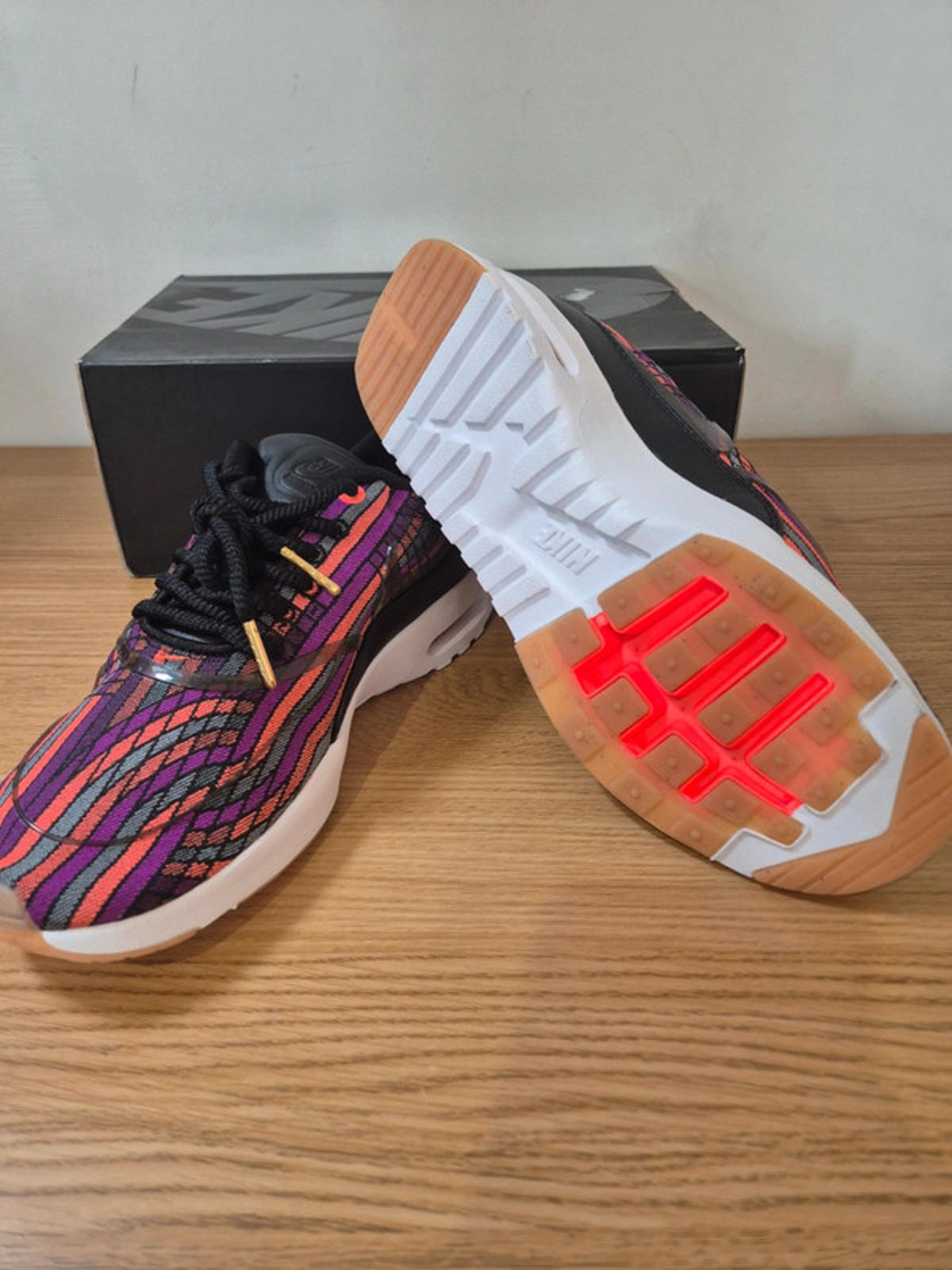 Nike Air Max UK 5 Thea Ultra Women's Running Trainers