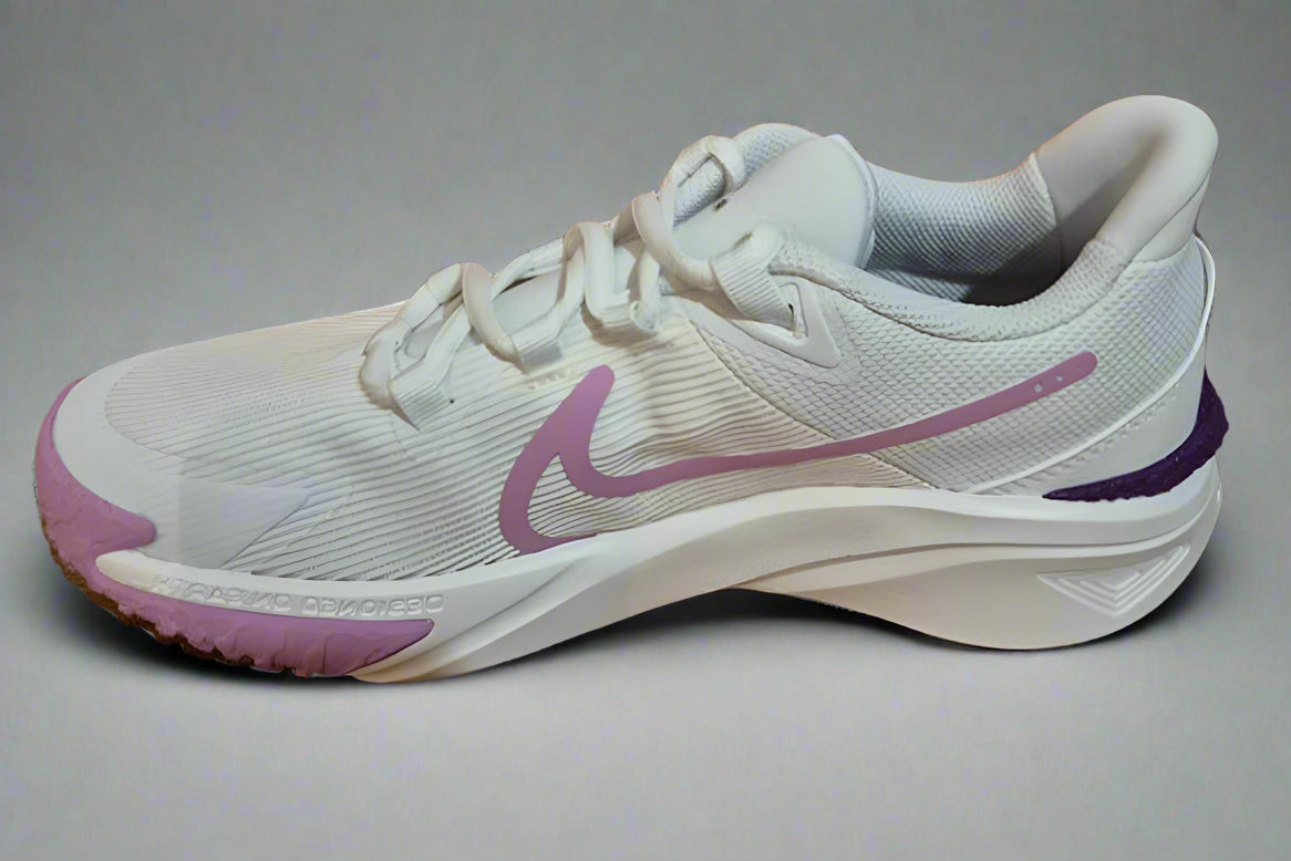 Nike Runners 4 NN UK 6