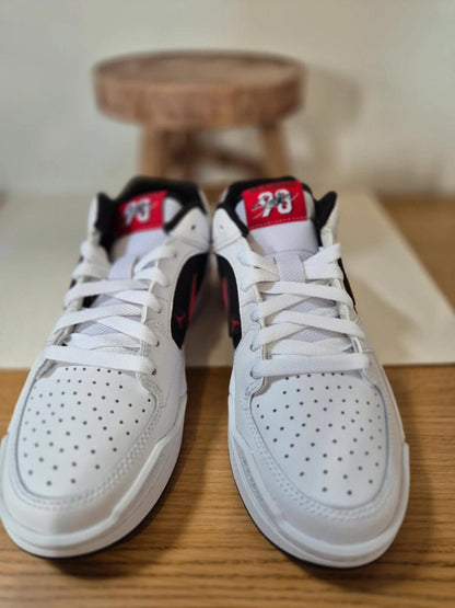 Nike Jordan Stadium 90White Black Gym Red
Size 5