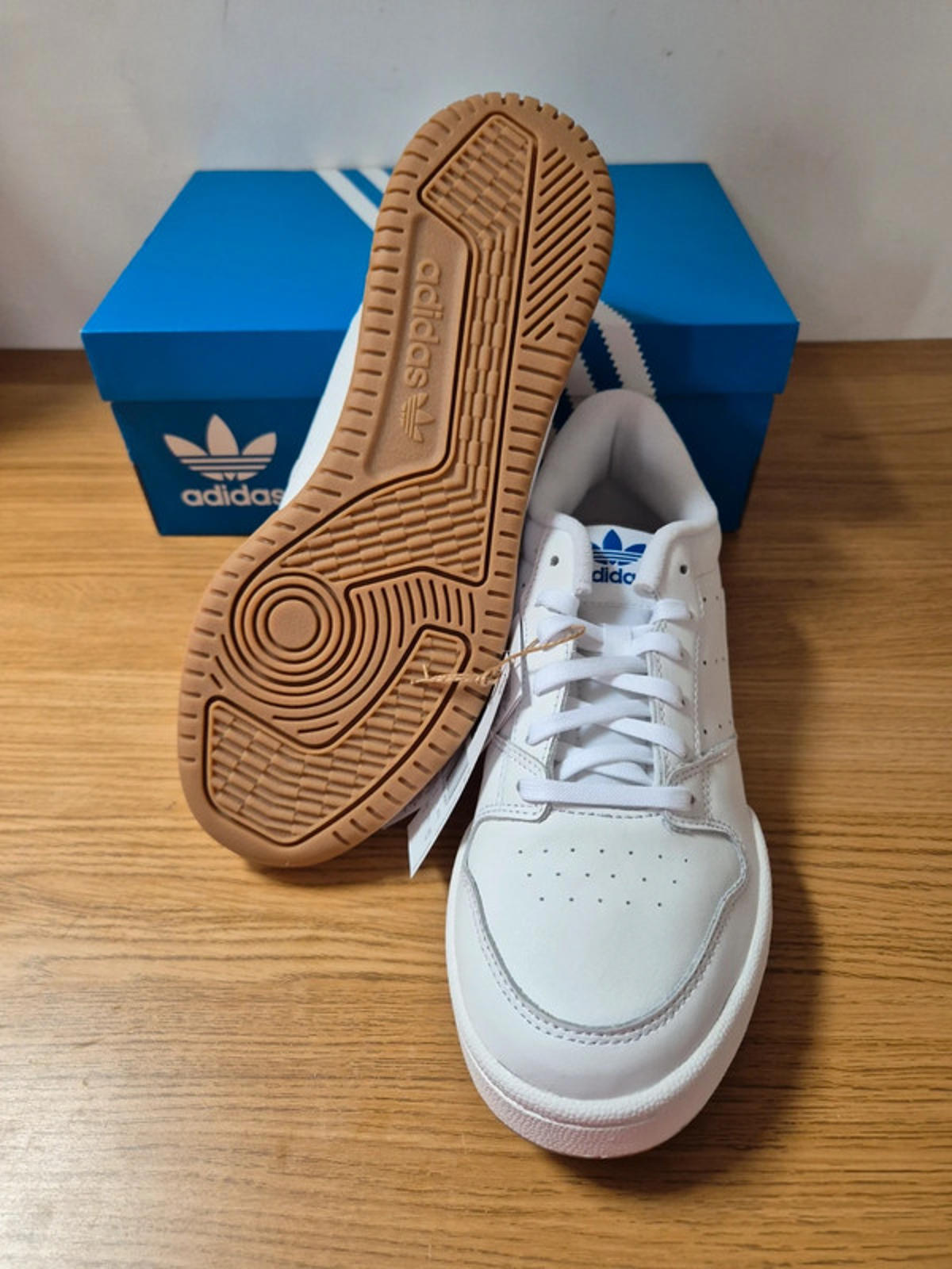 Adidas Court 2, blue uk 7