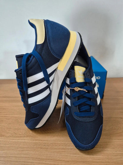 Adidas USA 84 - UK 5