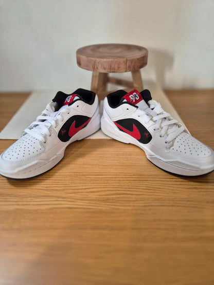 Nike Jordan Stadium 90White Black Gym Red
Size 5