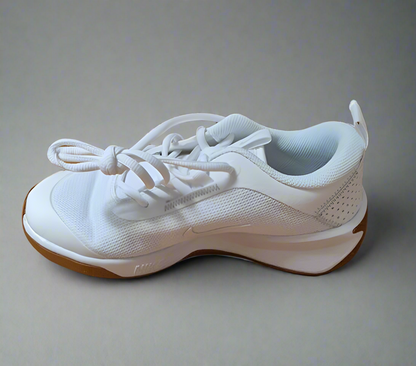 Nike Multicourt White UK 4 - Classic Tennis Shoes