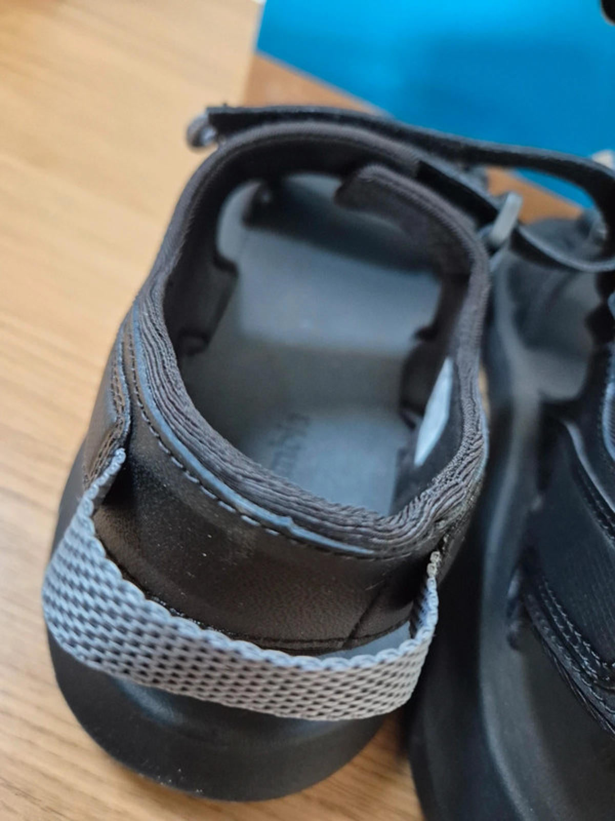 Columbia Mens Portage pass 2 strap Sandals