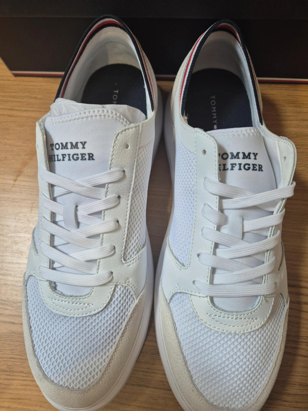 Tommy Hilfiger White FM Mix White UK 7
