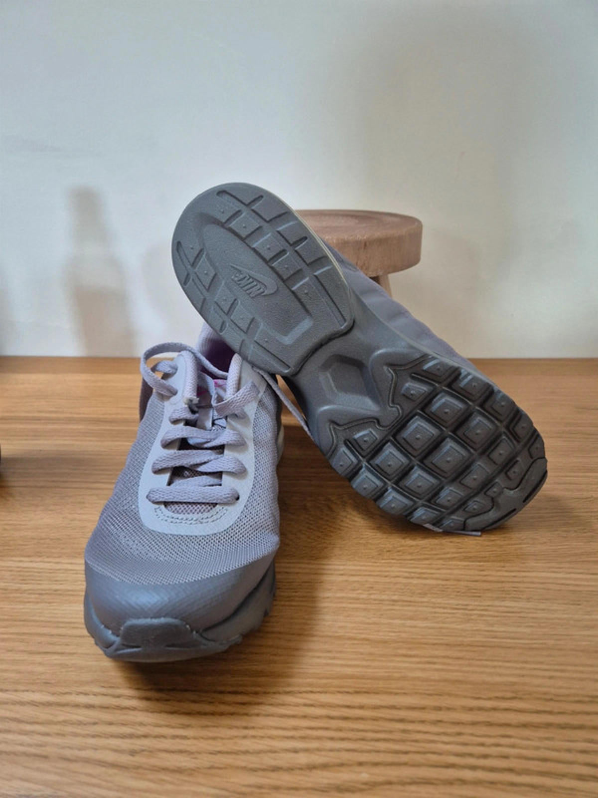 Nike Air Max Invigor Grey UK 4.5