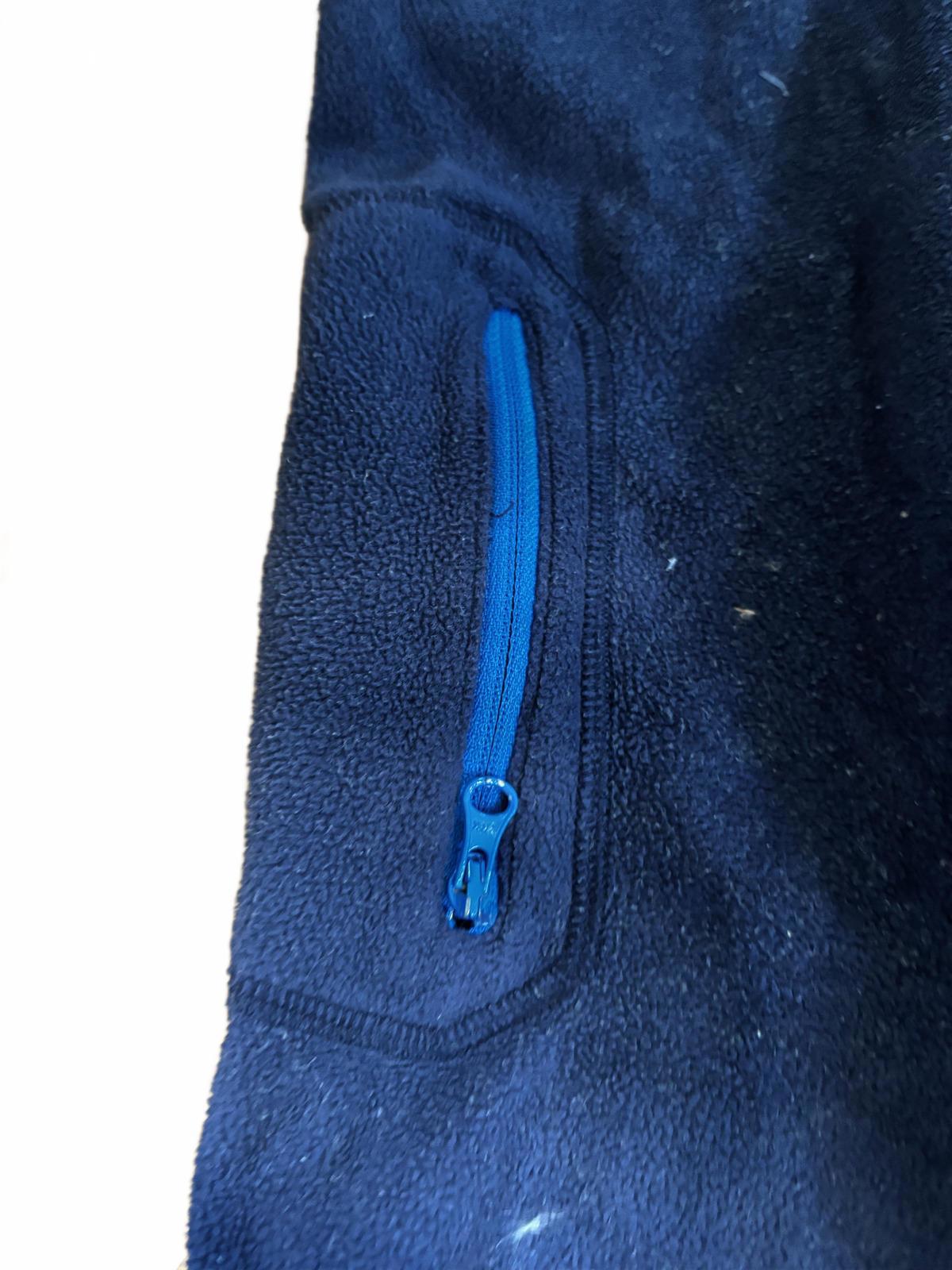 The North Face Men's Navy Blue Fleece Jacket