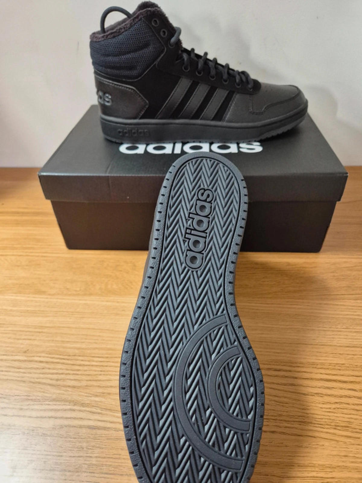 Adidas Hoops Mid all Black UK 9