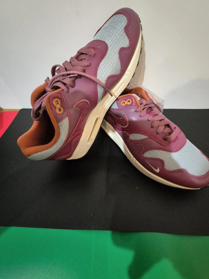 Nike Air max 1 / P Metallic Silver/ Rush Maroon UK 7.5