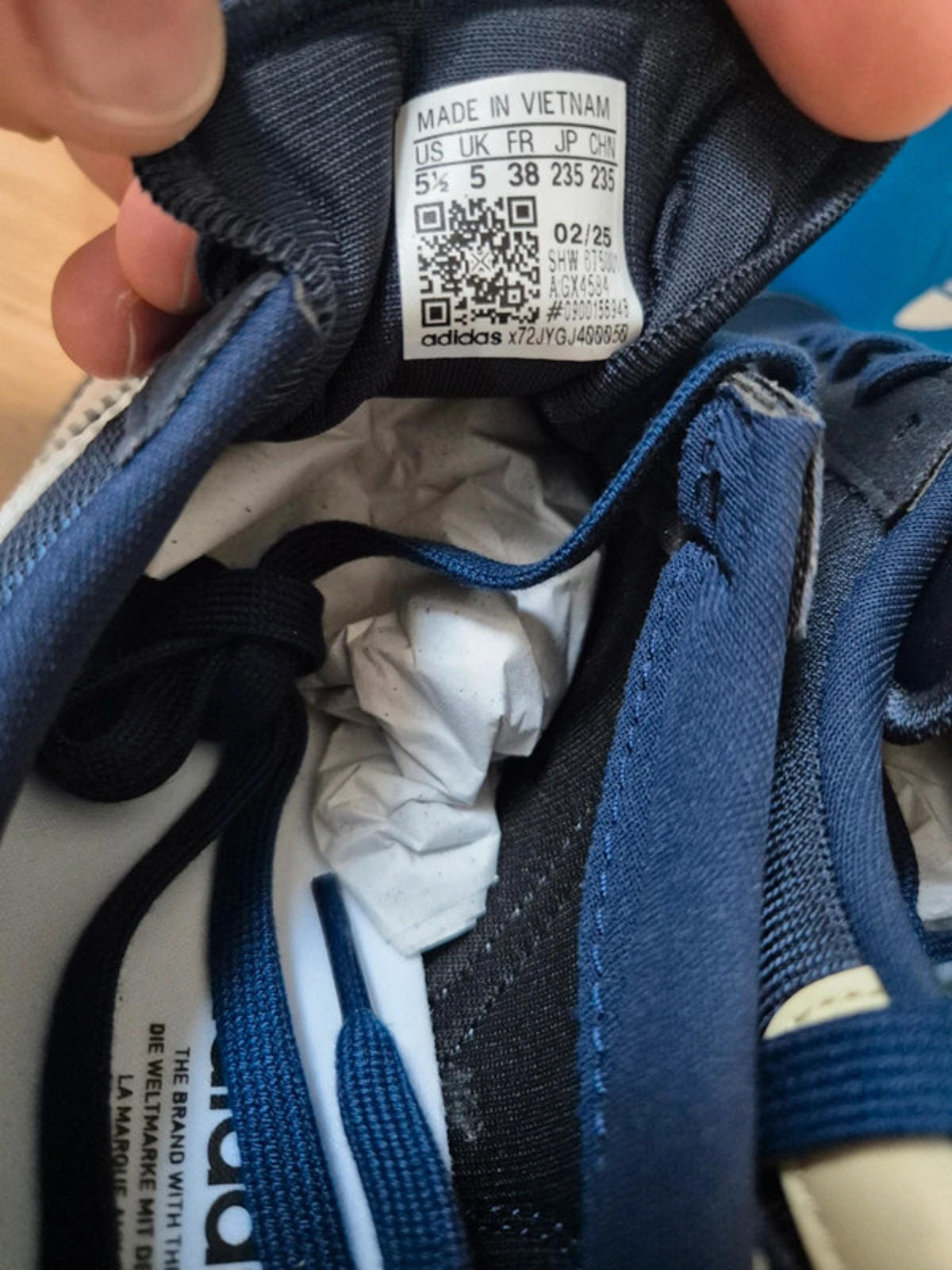 Adidas USA 84 - UK 5