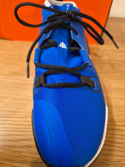 Nike Air Zoom UK 5.5 Blue - Performance Running Shoes