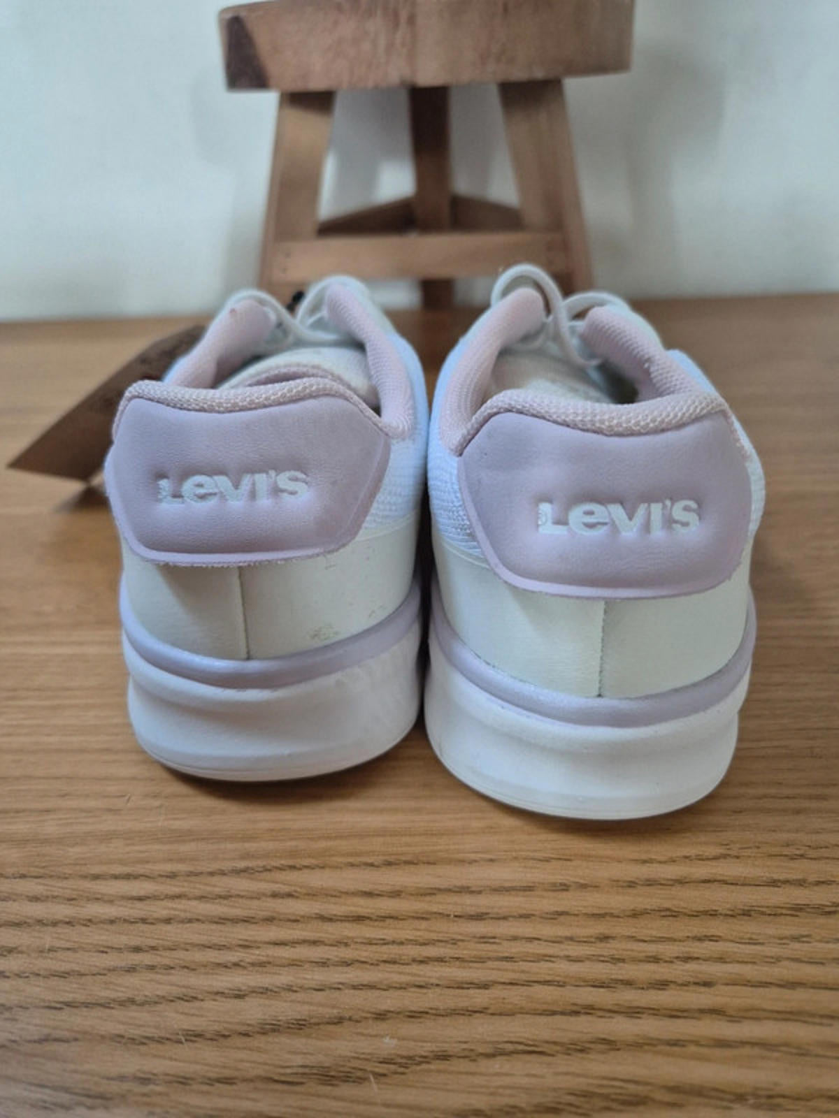 Levi's white/pink Kids trainers