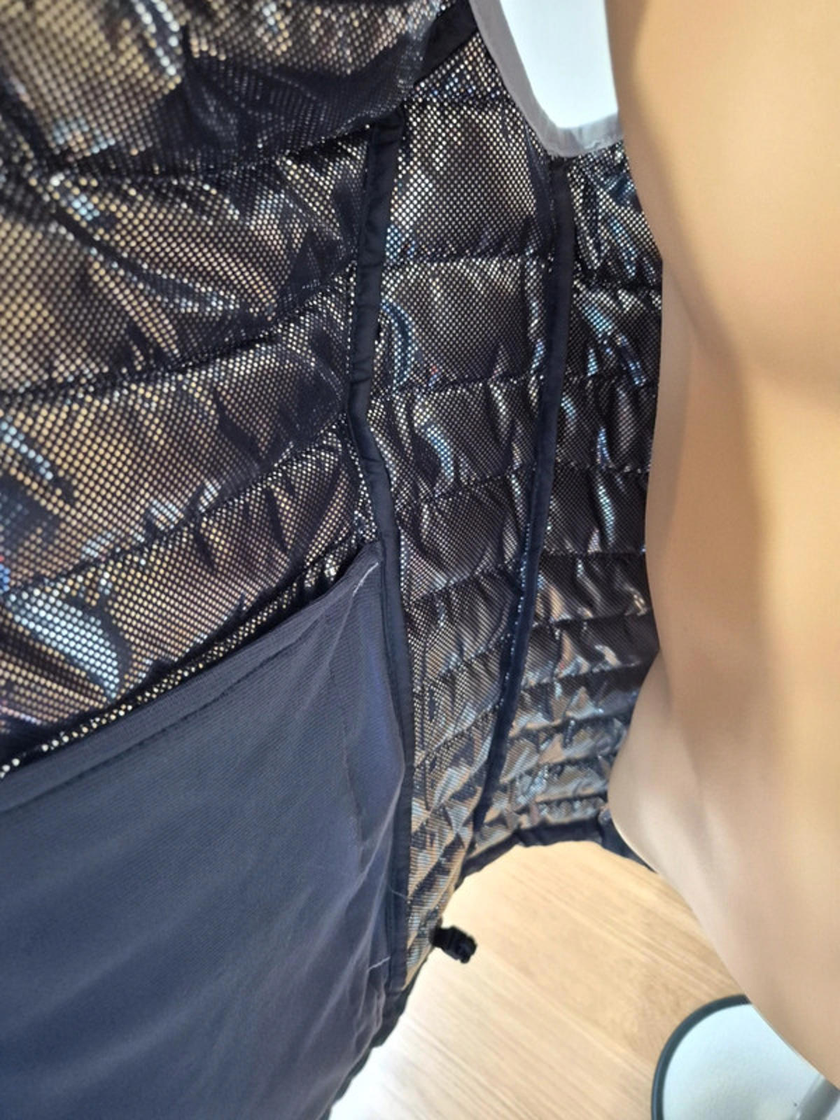 Columbia baby blue insulated bodywarmer women's Large