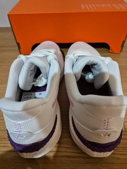 Nike Runners 4 NN UK 6