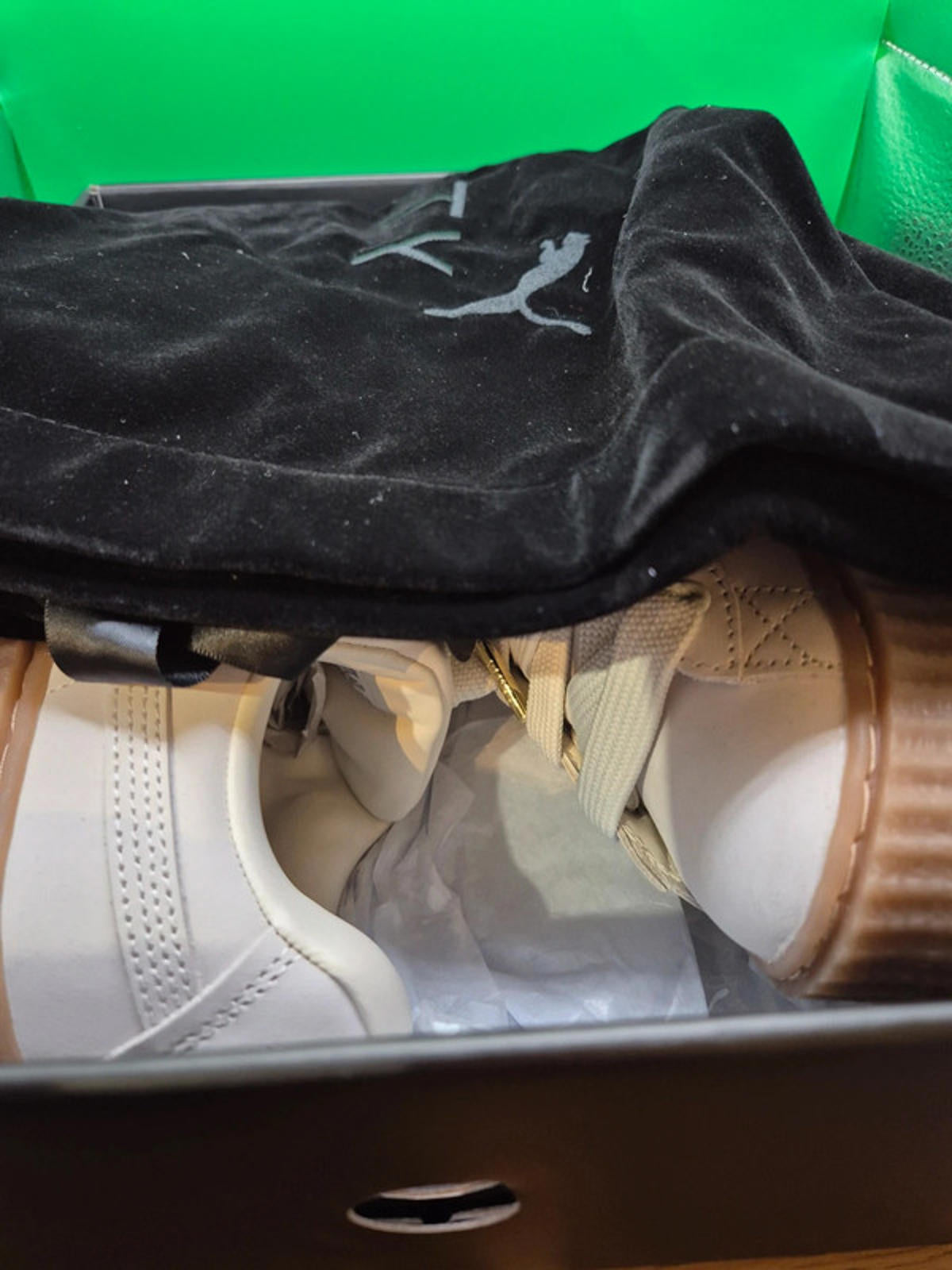 Puma Creeper Phatty Nubuck uk 4.5 White/Warm gold rrp £120