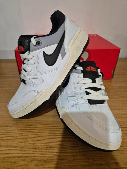 Nike Full Force Lo uk 7 white