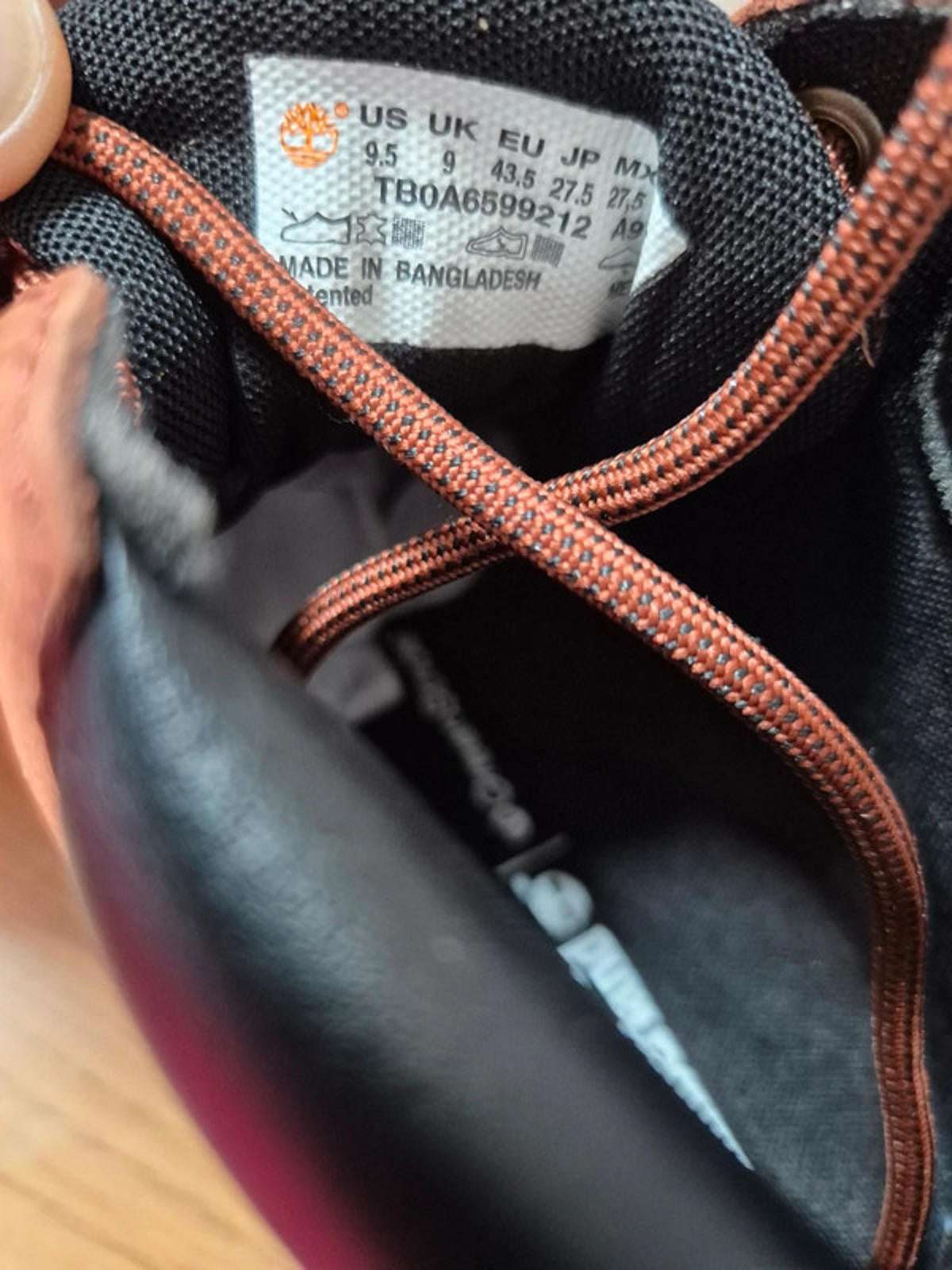 Timberland Winsor Chukka Medium Brown  new with box rrp £140