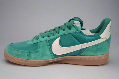 Nike Field General UK 5  green
