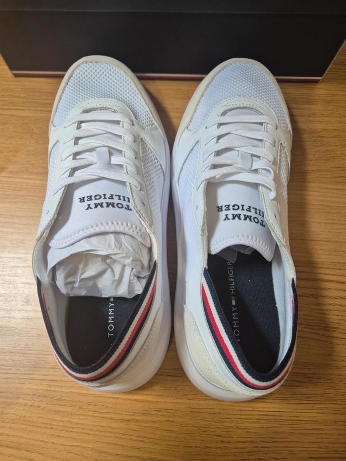 Tommy Hilfiger White FM Mix White UK 7