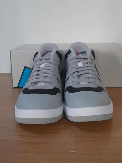 Nike Attack QS UK 4.5