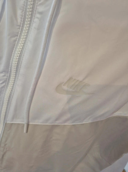 Nike WindRunner uk M beige/White rrp £89.99