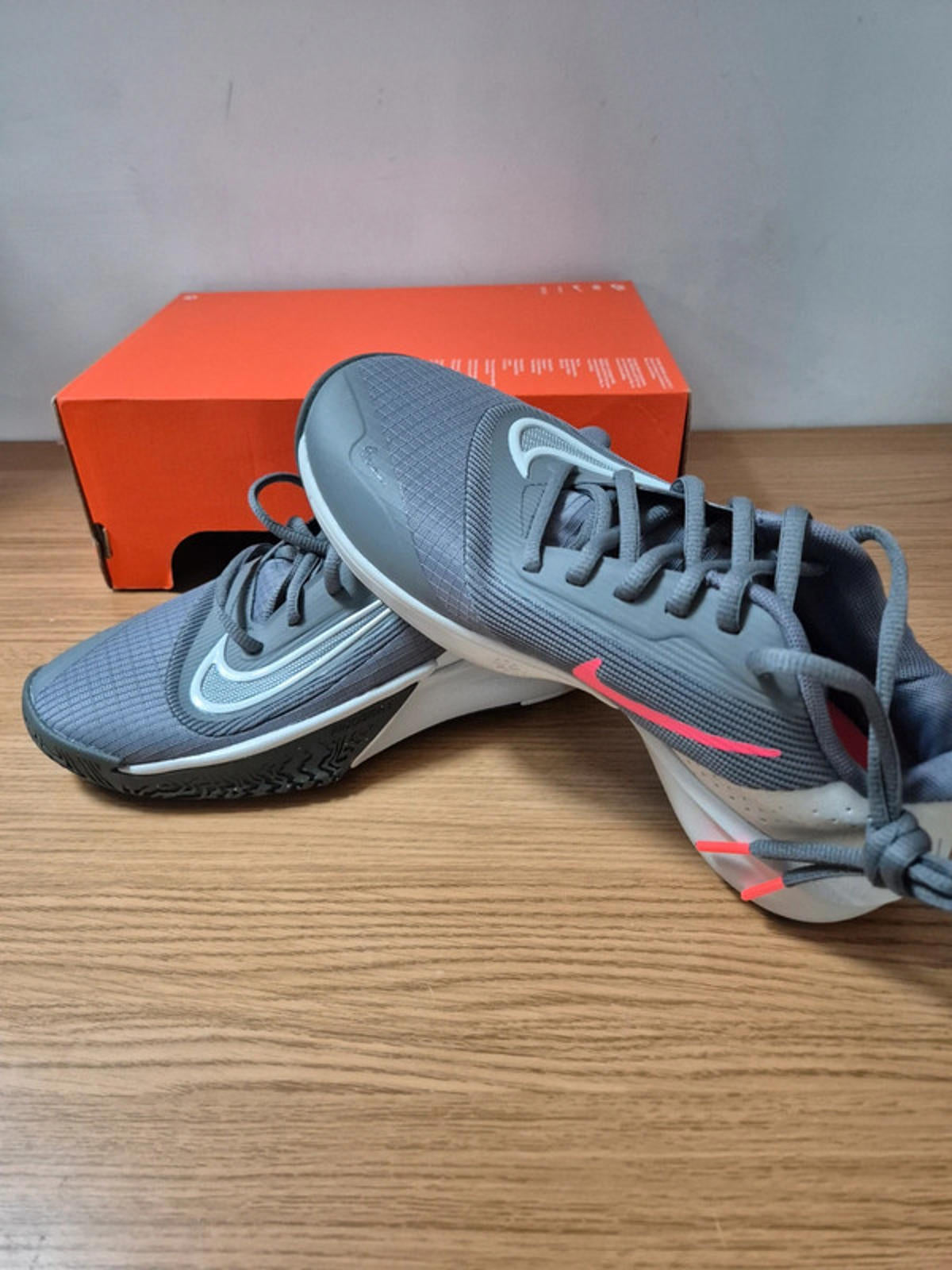 Nike Precision VII UK 3.5 new. Grey/White