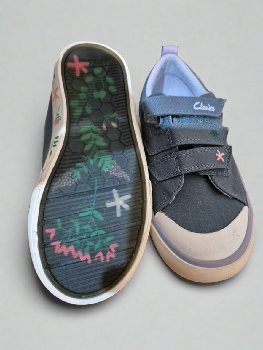 Clarks Demin canvas UK 12