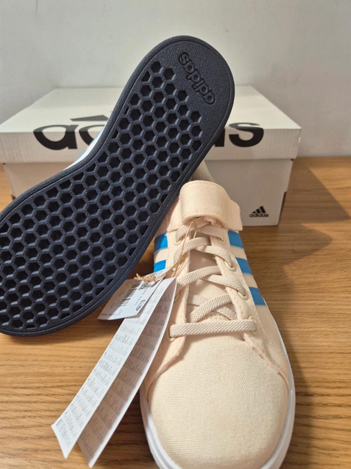 Adidas Grand court 2 UK 5 Juniors