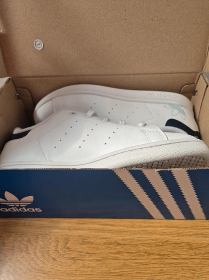 Adidas Children’s Stan Smith UK 2.5 - White