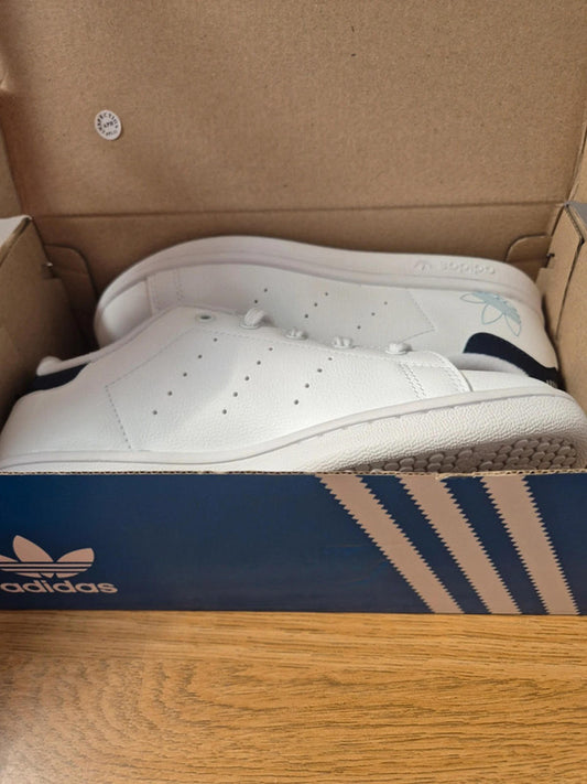 Adidas Children’s Stan Smith UK 2.5 - White