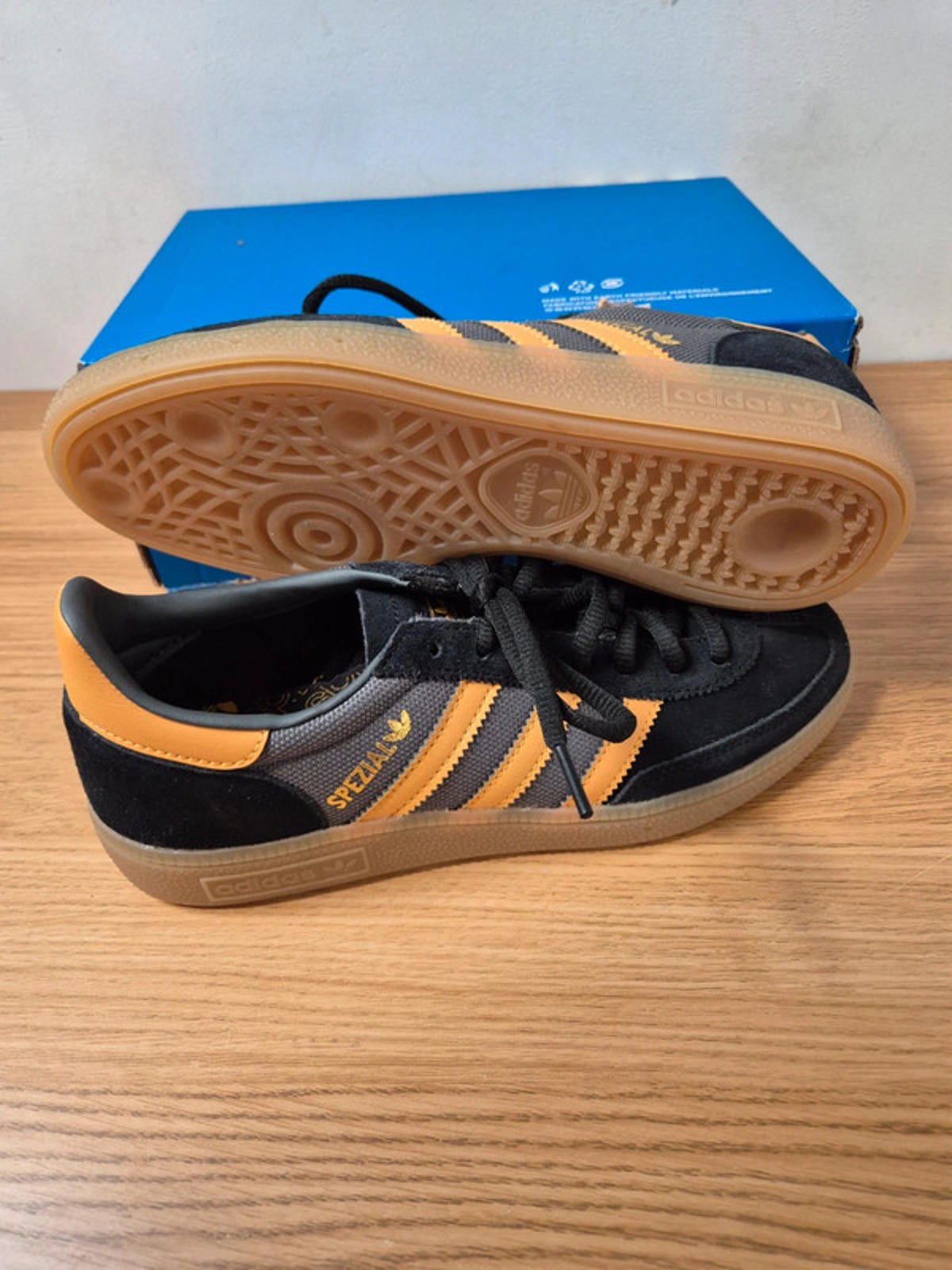 Adidas Handball Spezial UK 5