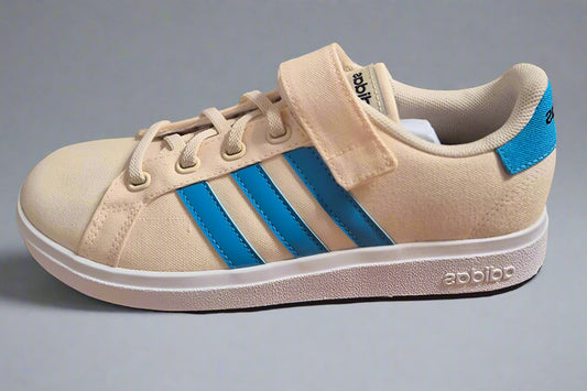 Adidas Grand court 2 UK 5 Juniors