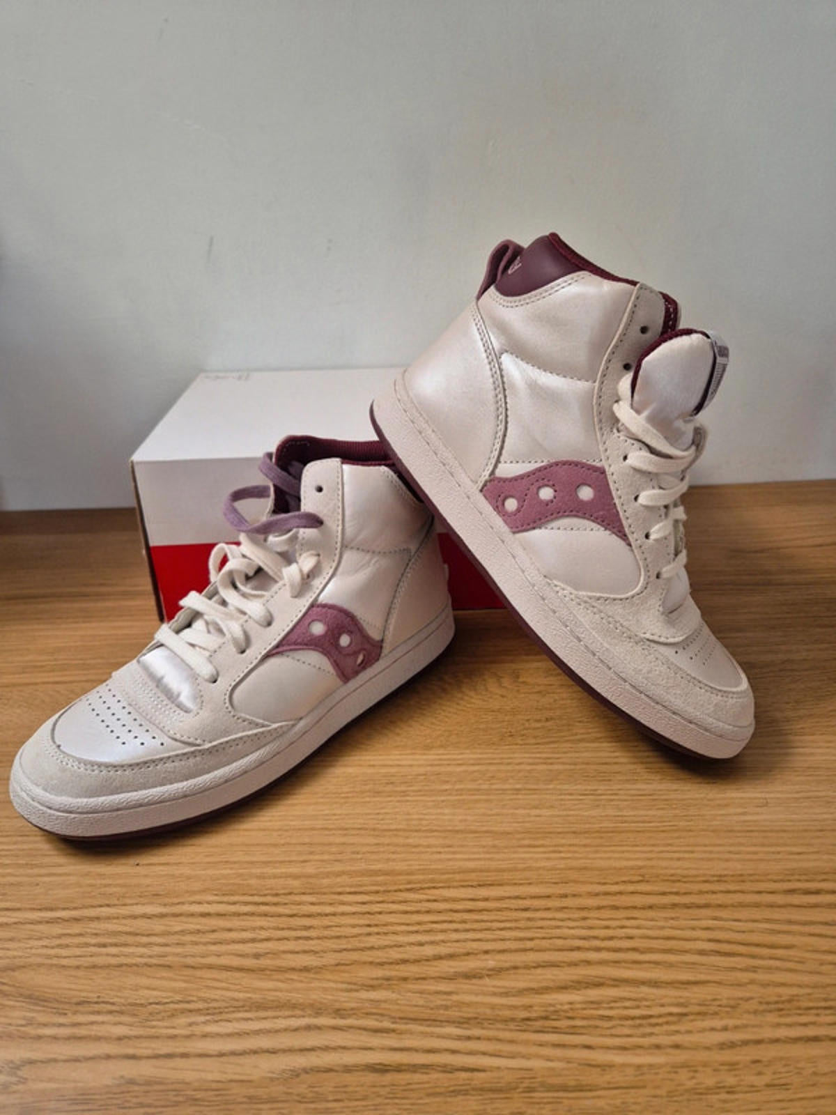 Saucony Jazz Court mids UK 4.5